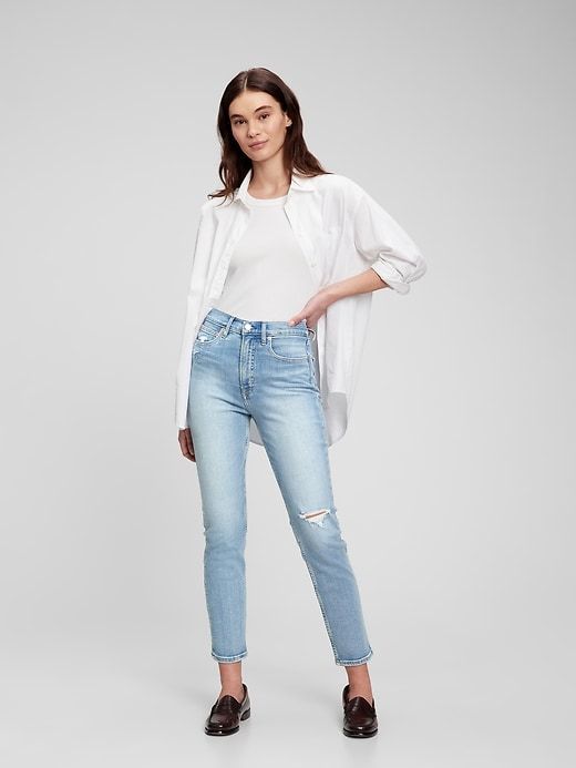 Popular Jeans Women Should Own﻿